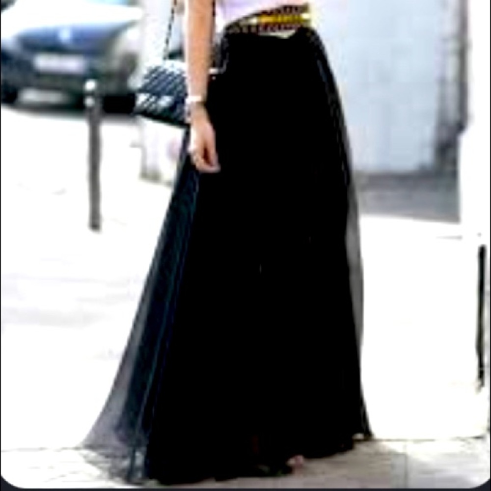 Necessary objects TULLE MAXI SKIRT IN BLACK